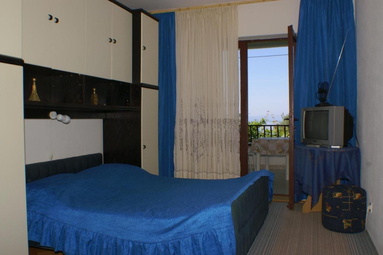 Apartments By The Sea Tucepi, Makarska - 2694 Exterior photo